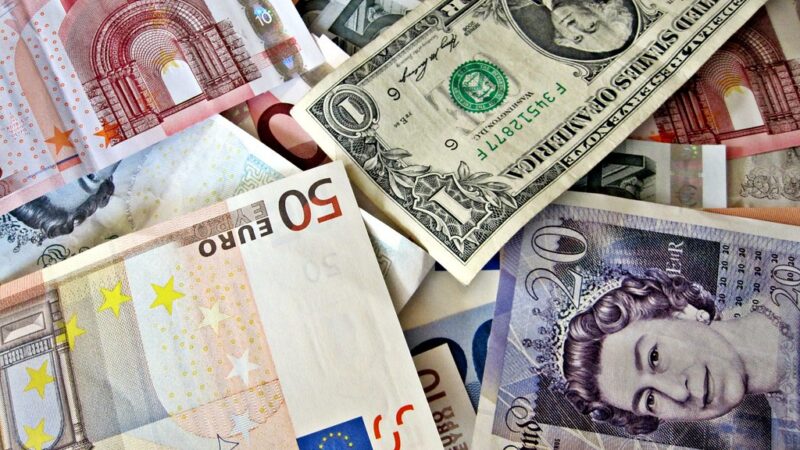 Tá Desanimado com Suas Finanças? Veja Como Pequenos Ajustes Podem Transformar Seu Futuro Financeiro