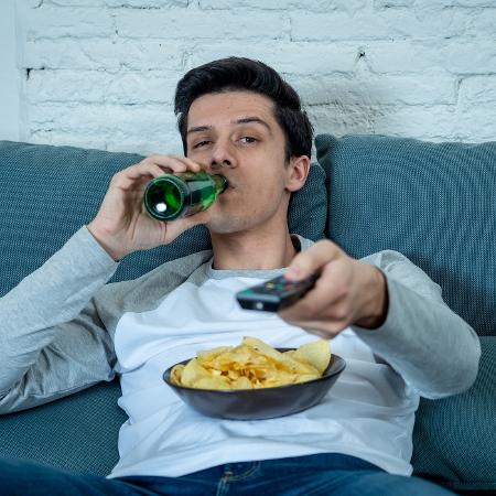 Jovens morando com os pais até mais tarde: quando sair de casa pode ser um dos melhores investimentos da sua vida?